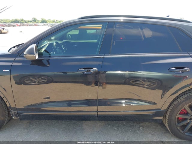 45095855 :رقم المزاد ، WA1FVAF15KD046091 vin ، 2019 Audi Q8 55 Premium مزاد بيع
