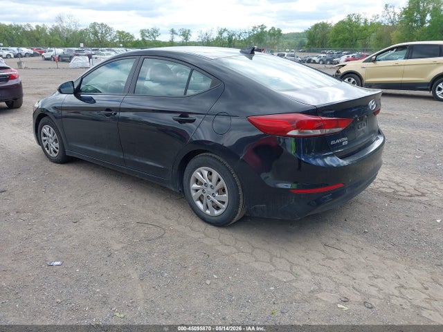 45095870 :رقم المزاد ، KMHD74LF4HU118363 vin ، 2017 Hyundai Elantra Se مزاد بيع