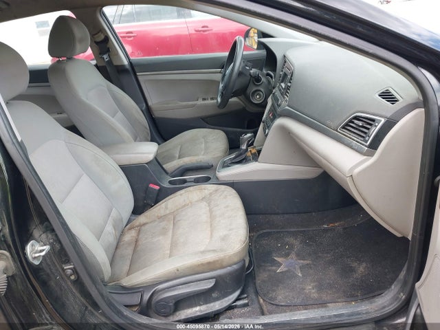 45095870 :رقم المزاد ، KMHD74LF4HU118363 vin ، 2017 Hyundai Elantra Se مزاد بيع