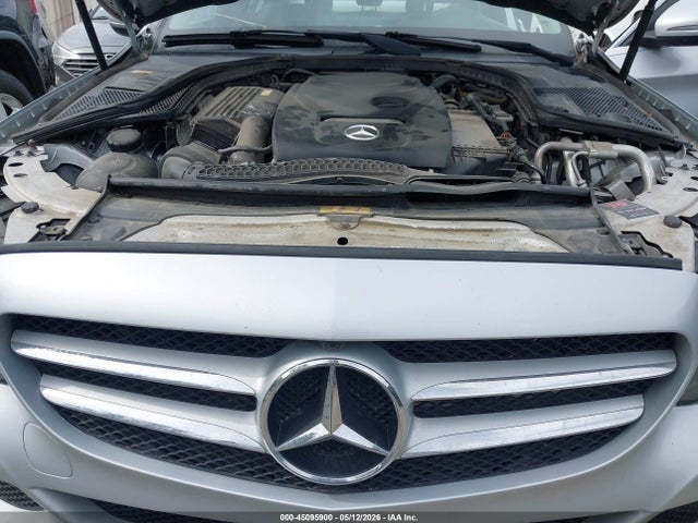 45095900 :رقم المزاد ، 55SWF4JB5GU111752 vin ، 2016 Mercedes-benz C 300 مزاد بيع