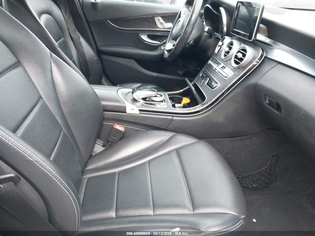 45095900 :رقم المزاد ، 55SWF4JB5GU111752 vin ، 2016 Mercedes-benz C 300 مزاد بيع