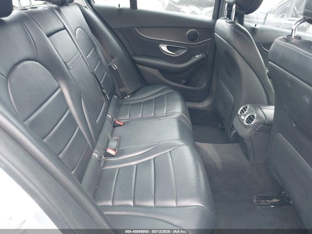 45095900 :رقم المزاد ، 55SWF4JB5GU111752 vin ، 2016 Mercedes-benz C 300 مزاد بيع