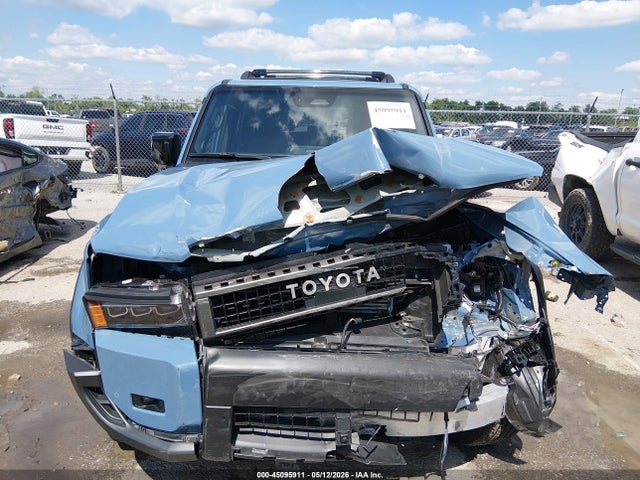 45095911 :رقم المزاد ، JTEABFAJ5SK040134 vin ، 2025 Toyota Land Cruiser مزاد بيع