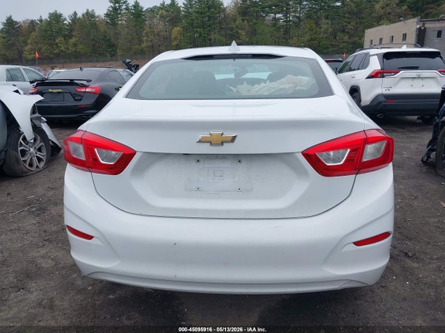 1G1BE5SM4H7200463 Chevrolet Cruze Lt Auto
