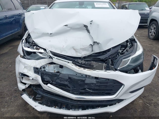 1G1BE5SM4H7200463 Chevrolet Cruze Lt Auto