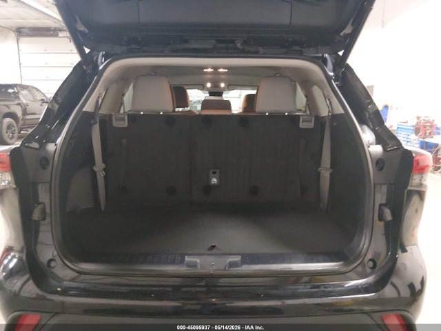 45095937 :رقم المزاد ، 5TDKDRAH5PS523124 vin ، 2023 Toyota Highlander Le مزاد بيع