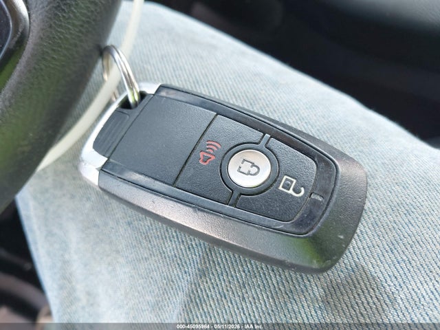 45095964 :رقم المزاد ، 2FMPK3G98JBB51890 vin ، 2018 Ford Edge Se مزاد بيع