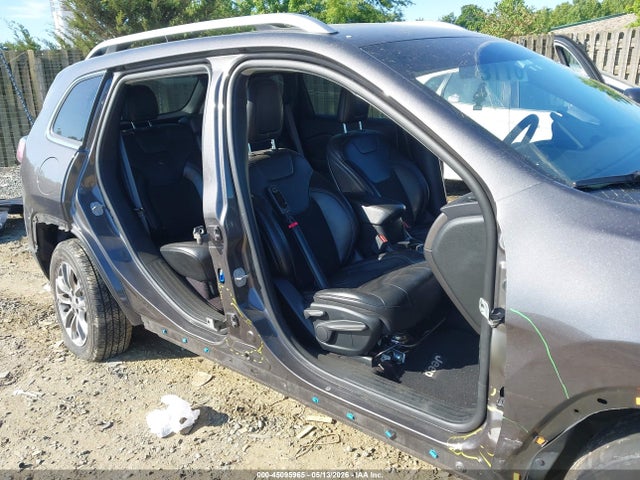 Продажа на аукционе авто 2019 Jeep Cherokee Latitude Plus Fwd, vin: 1C4PJLLB1KD184659, номер лота: 45095965
