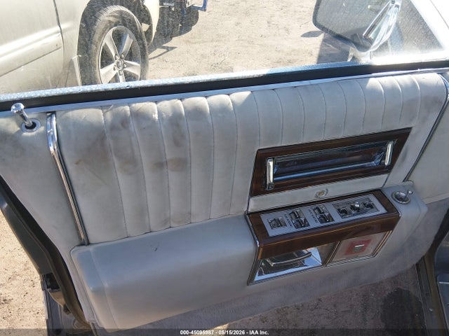 1987 Cadillac Brougham მანქანა იყიდება აუქციონზე, vin: 1G6DW51Y2H9736921, აუქციონის ნომერი: 45095987