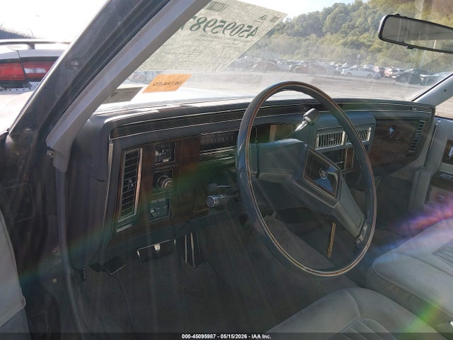 1987 Cadillac Brougham მანქანა იყიდება აუქციონზე, vin: 1G6DW51Y2H9736921, აუქციონის ნომერი: 45095987