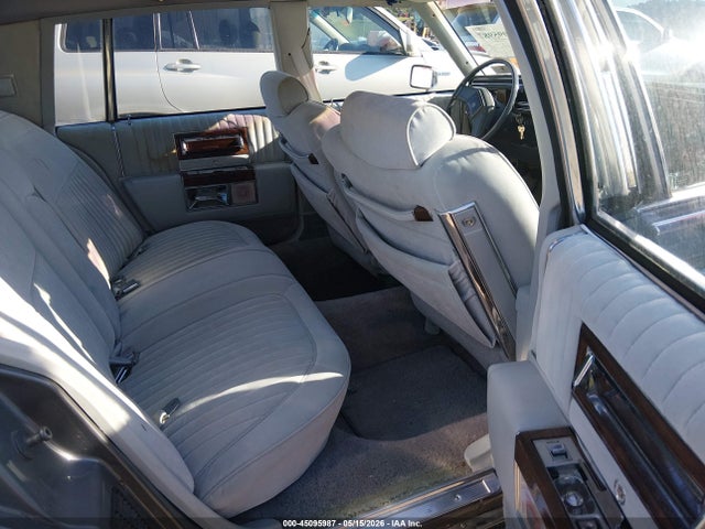 1987 Cadillac Brougham მანქანა იყიდება აუქციონზე, vin: 1G6DW51Y2H9736921, აუქციონის ნომერი: 45095987