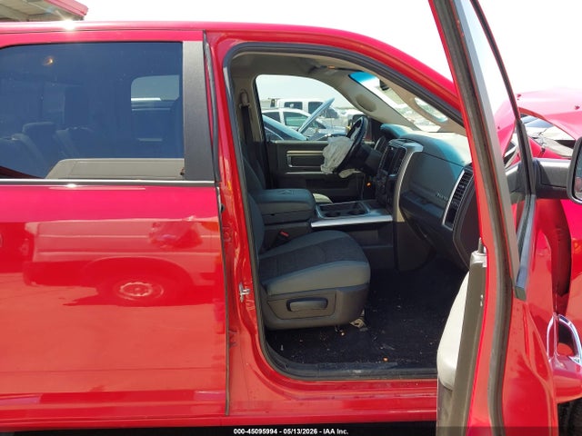 45095994 :رقم المزاد ، 1C6RR7LG6JS222702 vin ، 2018 Ram 1500 Big Horn  4x4 5'7 Box مزاد بيع