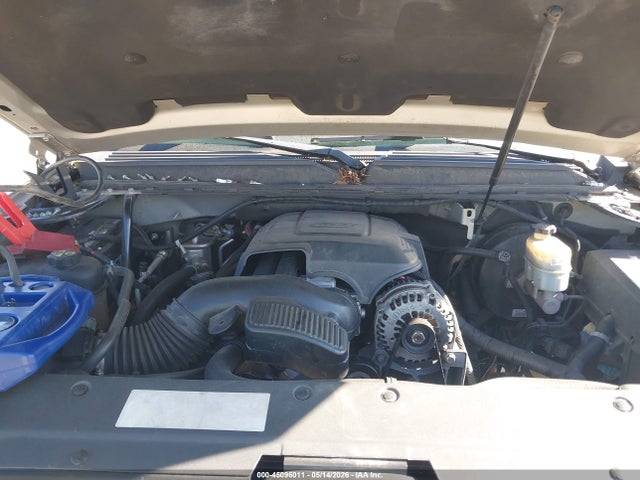 45096011 :رقم المزاد ، 1GKS2EEF8BR218123 vin ، 2011 Gmc Yukon Denali مزاد بيع