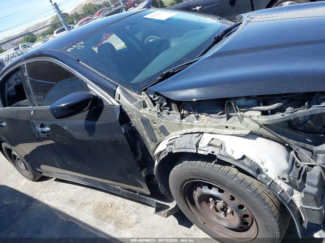 1N4AL3AP5HN351418 Nissan Altima 2.5 S