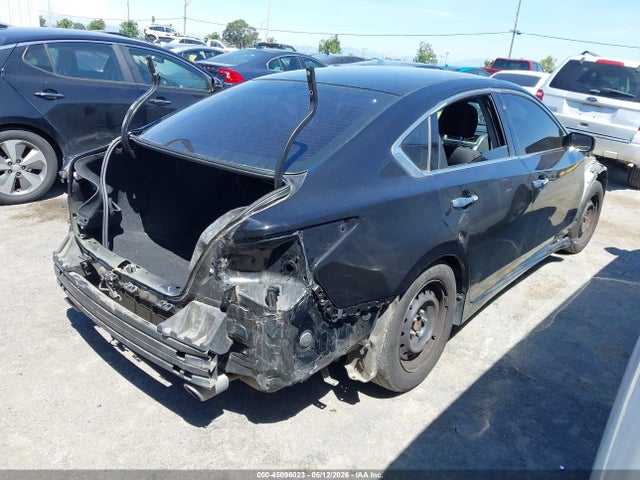 1N4AL3AP5HN351418 Nissan Altima 2.5 S