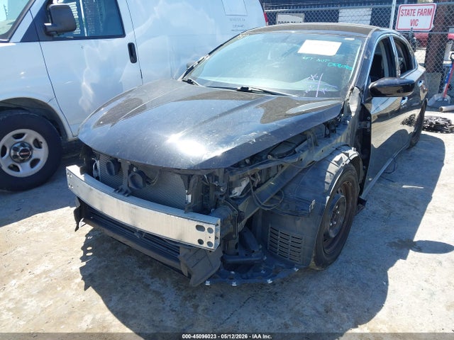 1N4AL3AP5HN351418 Nissan Altima 2.5 S