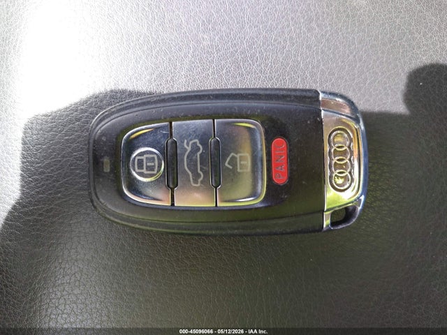 2010 Audi A4 2.0t Premium მანქანა იყიდება აუქციონზე, vin: WAUDFAFL9AN042157, აუქციონის ნომერი: 45096066