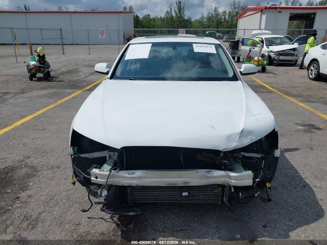 2015 Audi A4 2.0t Premium მანქანა იყიდება აუქციონზე, vin: WAUAFAFL9FN004597, აუქციონის ნომერი: 45096076