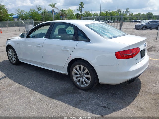 2015 Audi A4 2.0t Premium მანქანა იყიდება აუქციონზე, vin: WAUAFAFL9FN004597, აუქციონის ნომერი: 45096076