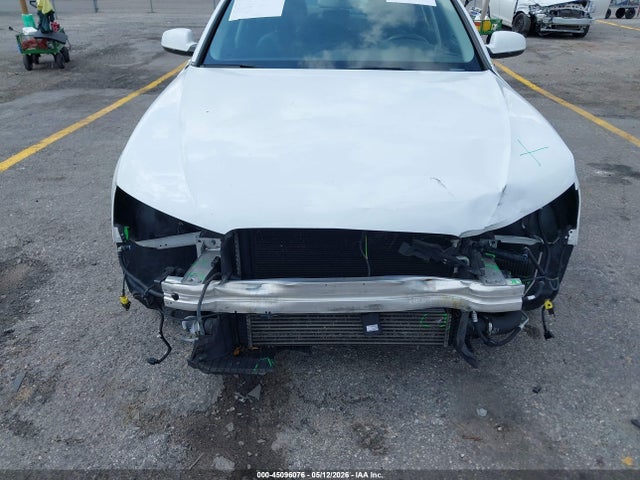 2015 Audi A4 2.0t Premium მანქანა იყიდება აუქციონზე, vin: WAUAFAFL9FN004597, აუქციონის ნომერი: 45096076