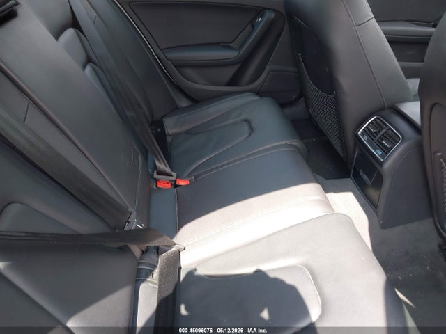 2015 Audi A4 2.0t Premium მანქანა იყიდება აუქციონზე, vin: WAUAFAFL9FN004597, აუქციონის ნომერი: 45096076