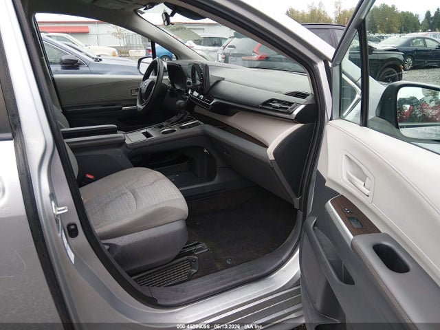Продажа на аукционе авто 2021 Toyota Sienna Le, vin: 5TDKSKFC3MS036588, номер лота: 45096098