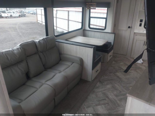 Продаж на аукціоні авто 2023 Forest River Wildcat, vin: 4X4TWCF25PT019538, номер лоту: 45096097