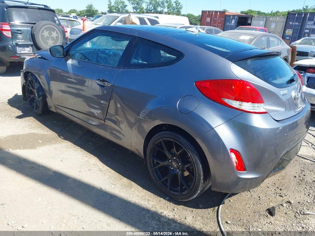 Продаж на аукціоні авто 2013 Hyundai Veloster Base W/black, vin: KMHTC6AD2DU121664, номер лоту: 45096122