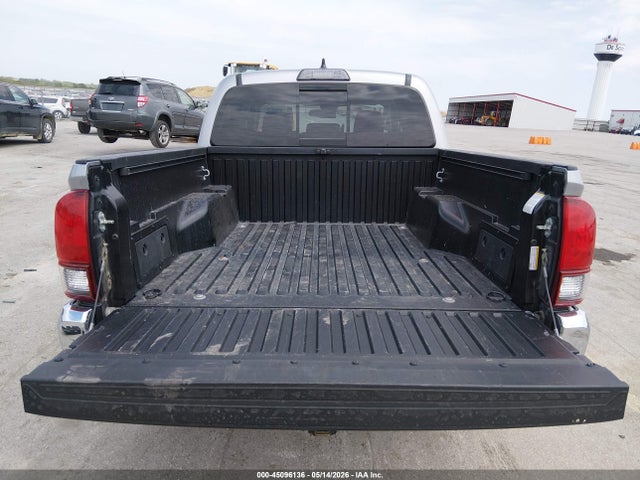 45096136 :رقم المزاد ، 3TMCZ5AN3JM171737 vin ، 2018 Toyota Tacoma Sr5 V6 مزاد بيع