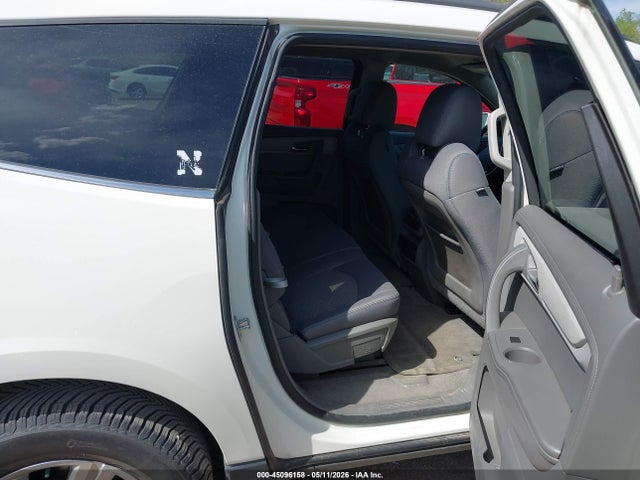 45096158 :رقم المزاد ، 1GNKRGKD3DJ127601 vin ، 2013 Chevrolet Traverse 1lt مزاد بيع