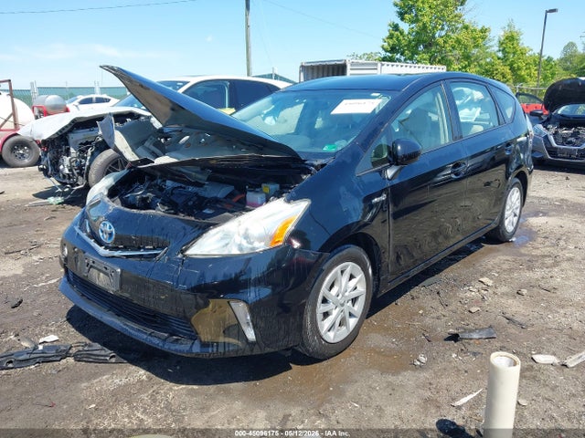 Продаж на аукціоні авто 2013 Toyota Prius V Two, vin: JTDZN3EU7D3284558, номер лоту: 45096175