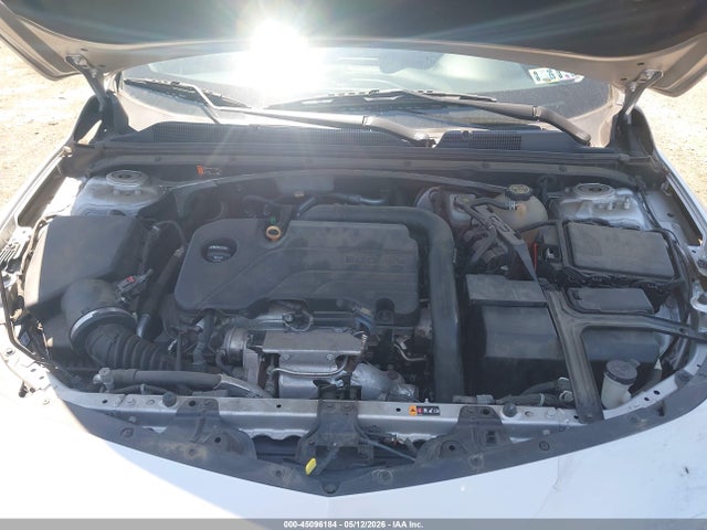 1G1ZD5ST0KF106439 Chevrolet MALIBU LT