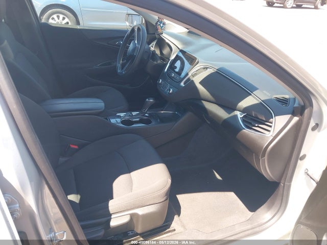 1G1ZD5ST0KF106439 Chevrolet MALIBU LT