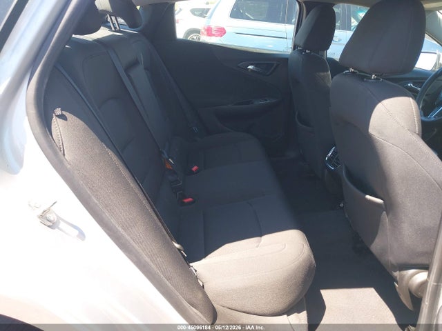 1G1ZD5ST0KF106439 Chevrolet MALIBU LT