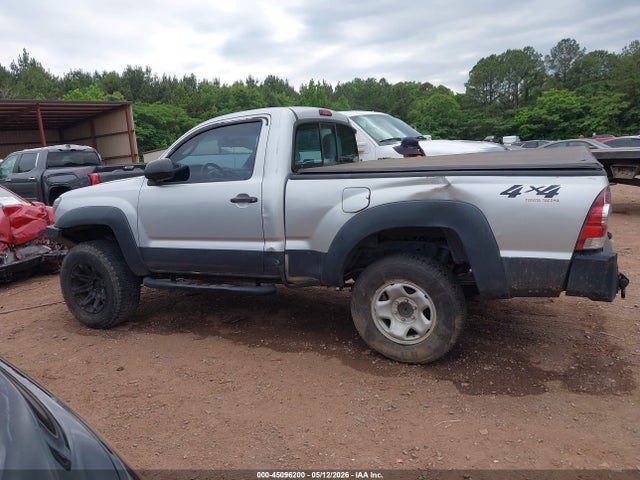 2011 Toyota Tacoma მანქანა იყიდება აუქციონზე, vin: 5TFPX4EN2BX005104, აუქციონის ნომერი: 45096200