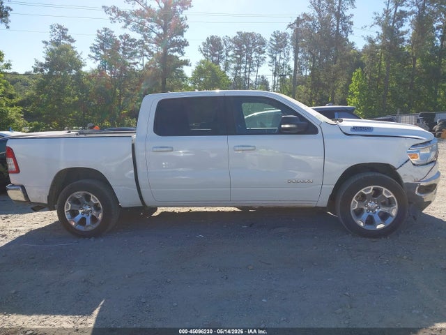 2022 Ram 1500 Big Horn  4x4 5'7 Box მანქანა იყიდება აუქციონზე, vin: 1C6RRFFG4NN454483, აუქციონის ნომერი: 45096230