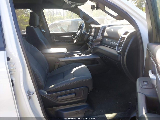 2022 Ram 1500 Big Horn  4x4 5'7 Box მანქანა იყიდება აუქციონზე, vin: 1C6RRFFG4NN454483, აუქციონის ნომერი: 45096230