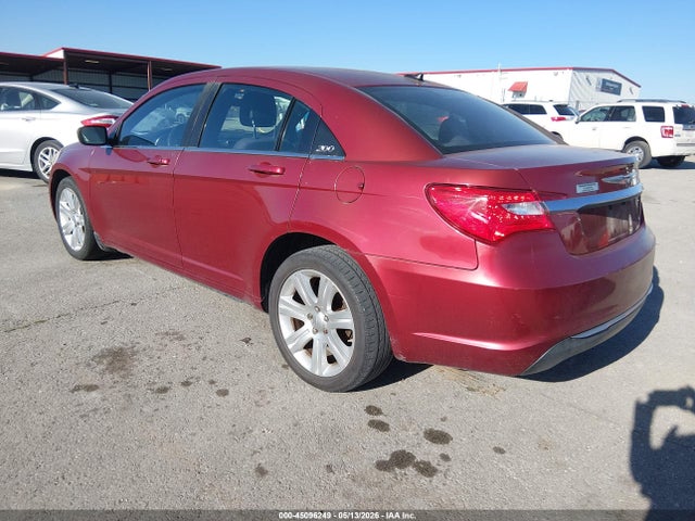 Продаж на аукціоні авто 2013 Chrysler 200 Lx, vin: 1C3CCBAB5DN706085, номер лоту: 45096249