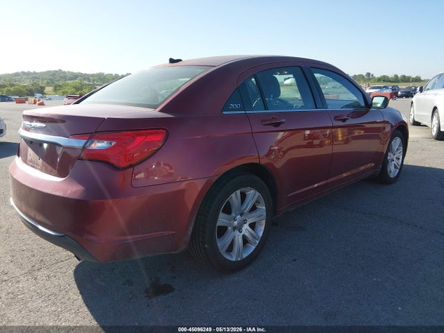 Продаж на аукціоні авто 2013 Chrysler 200 Lx, vin: 1C3CCBAB5DN706085, номер лоту: 45096249