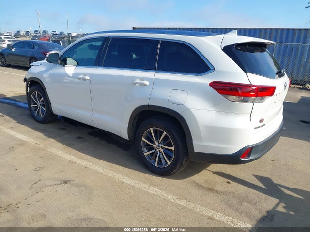 Aukcja sprzedaży 2017 Toyota Highlander Xle, vin: 5TDKZRFH7HS526036, numer aukcji: 45096256
