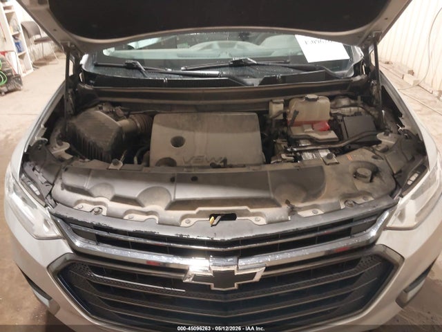 45096263 :رقم المزاد ، 1GNEVJKW1JJ104210 vin ، 2018 Chevrolet Traverse Premier مزاد بيع