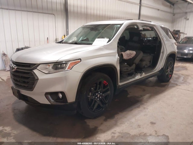 45096263 :رقم المزاد ، 1GNEVJKW1JJ104210 vin ، 2018 Chevrolet Traverse Premier مزاد بيع