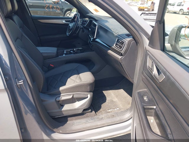 2025 Volkswagen Atlas Cross Sport 2.0t Se W/technology მანქანა იყიდება აუქციონზე, vin: 1V2HE2CA7SC213984, აუქციონის ნომერი: 45096295