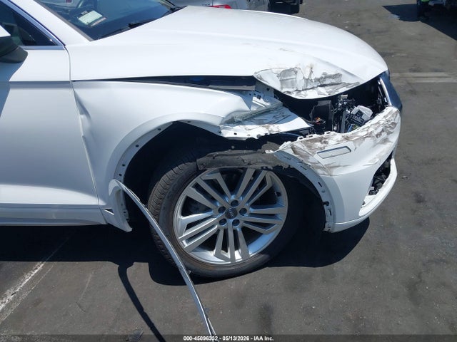 2018 Audi Q5 2.0t Premium/2.0t Tech Premium მანქანა იყიდება აუქციონზე, vin: WA1CNAFY4J2078265, აუქციონის ნომერი: 45096332