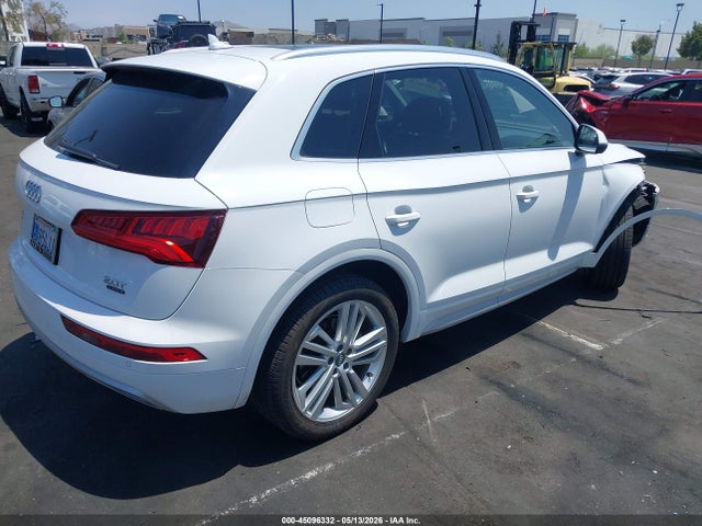 2018 Audi Q5 2.0t Premium/2.0t Tech Premium მანქანა იყიდება აუქციონზე, vin: WA1CNAFY4J2078265, აუქციონის ნომერი: 45096332