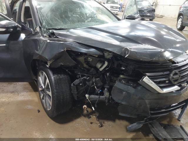 45096342 :رقم المزاد ، 1N4AL3AP7HC210121 vin ، 2017 Nissan Altima 2.5 Sl مزاد بيع