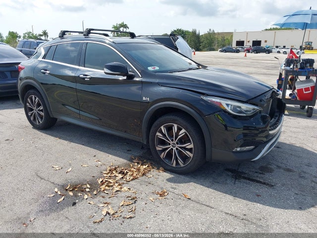 2017 Infiniti Qx30 Premium მანქანა იყიდება აუქციონზე, vin: SJKCH5CR5HA026643, აუქციონის ნომერი: 45096352