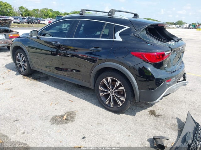 2017 Infiniti Qx30 Premium მანქანა იყიდება აუქციონზე, vin: SJKCH5CR5HA026643, აუქციონის ნომერი: 45096352