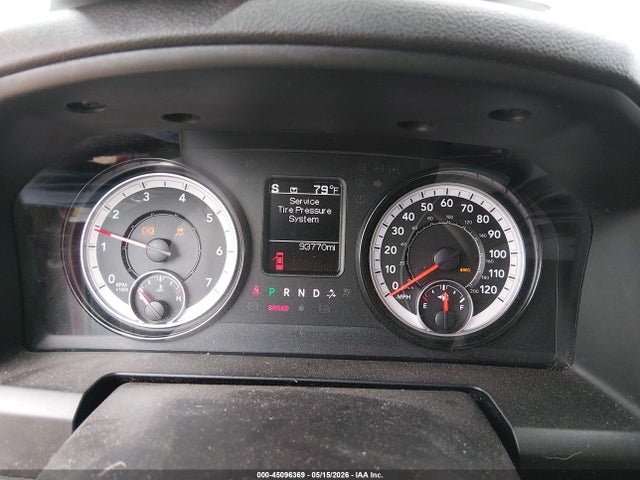 45096369 :رقم المزاد ، 1C6RR7TT0MS598491 vin ، 2021 Ram 1500 Classic Slt  4x4 6'4 Box مزاد بيع