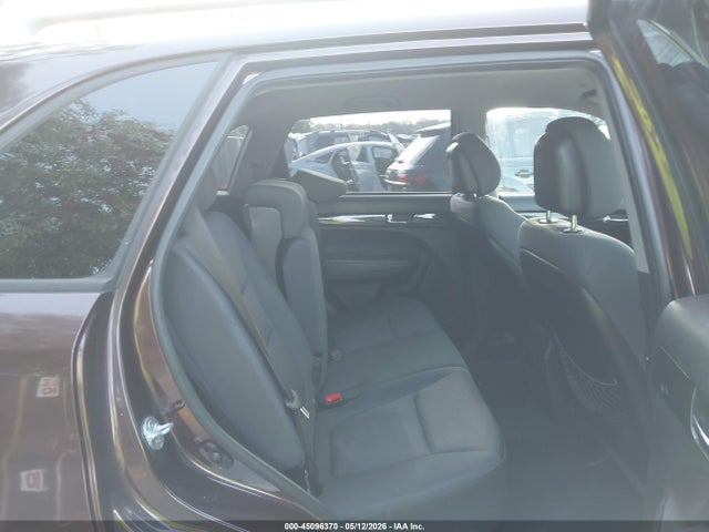 Продажа на аукционе авто 2012 Kia Sorento Lx, vin: 5XYKT3A68CG223633, номер лота: 45096370